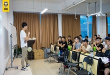 上海健身教练培训需要多长时间?