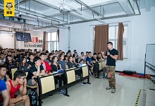 在天津如何选择健身教练培训机构