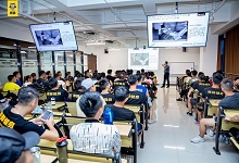 健身教练培训学校哪家好学费多少钱?