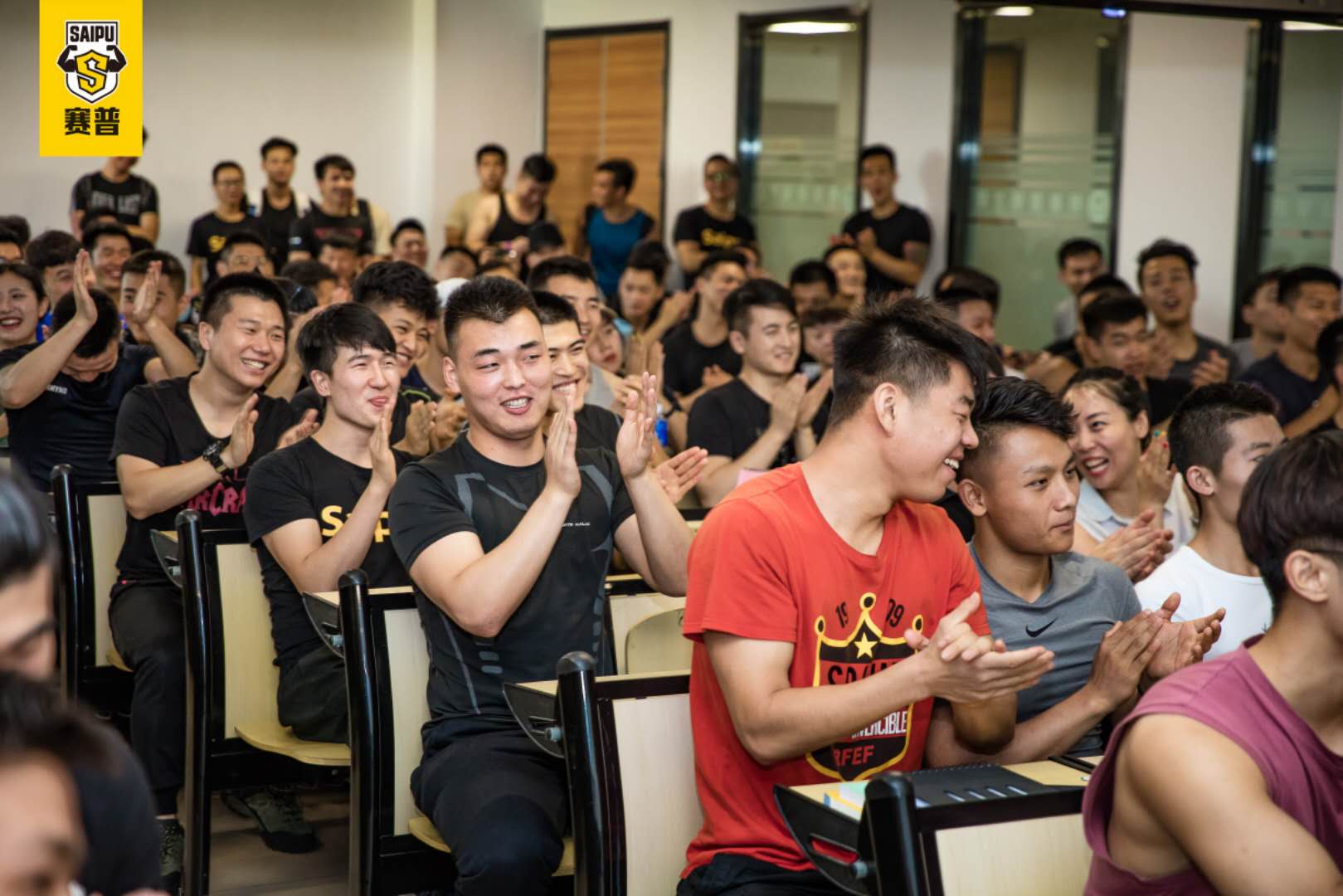 考健身教练资格证需要多少钱