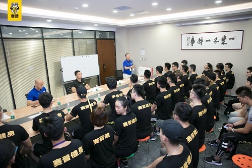 健身教练资格证书好拿吗
