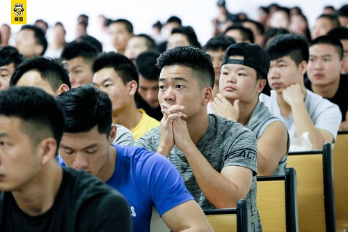 福建考健身教练证需要多长时间